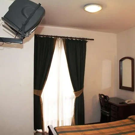 Santo Antonio Santa Cruz (Madeira)