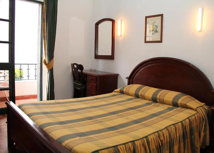 Santo Antonio 3* Santa Cruz (Madeira)